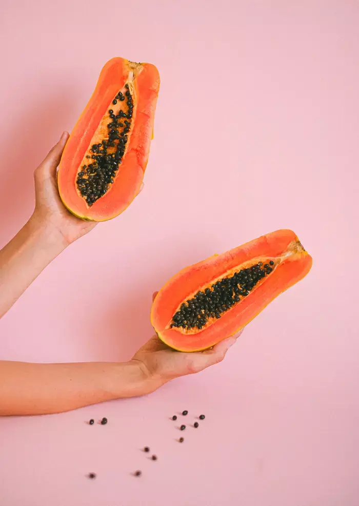 Queen of the Thrones recommends to eat Papaya for healthy digestion